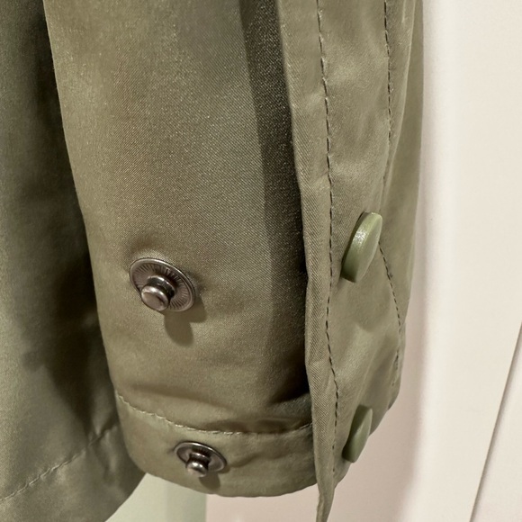 Weatherproof Jacket ☔️❄️ - Picture 4 of 6